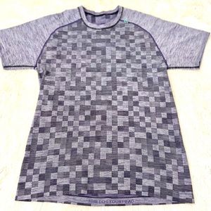 Lululemon mens shirt